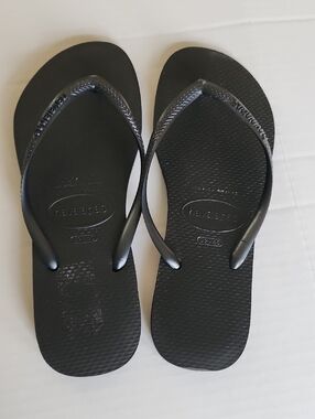 Havaianas Women's Black Slim Rubber Sandals